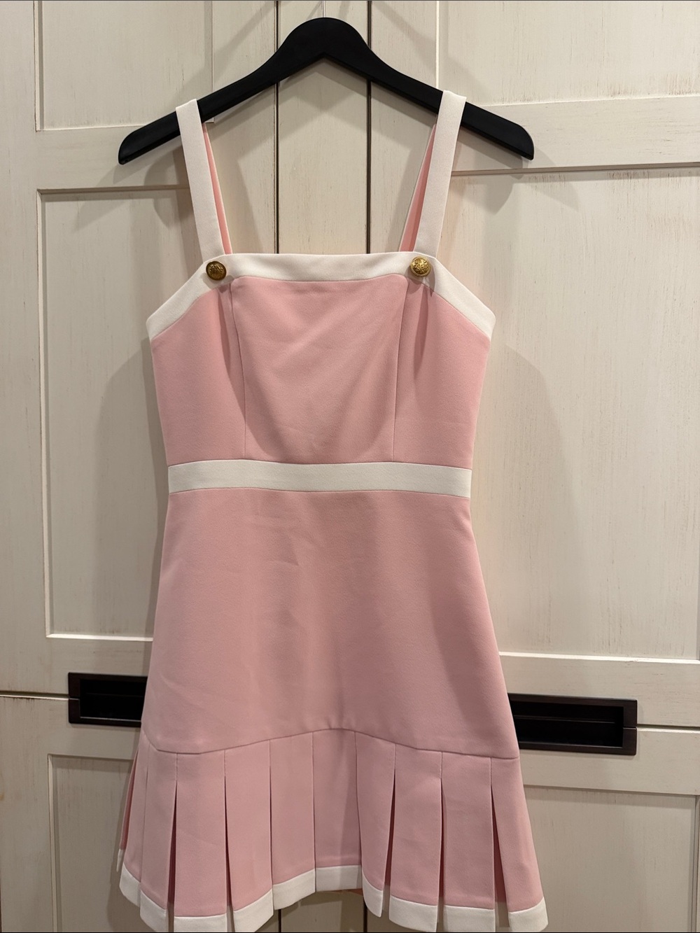 Alice + Olivia Pale Pink Pleated Mini Dress with White Trim - Picture 2 of 8
